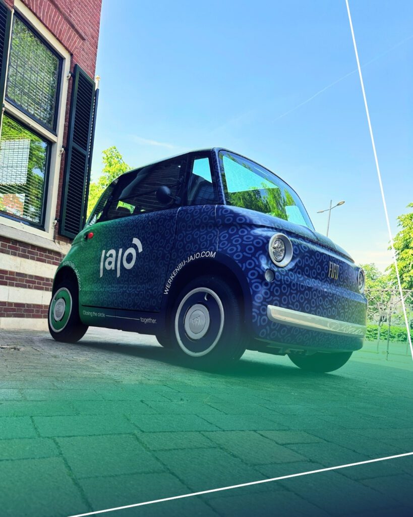 Winactie spot de auto en win een zeiltocht voor 2